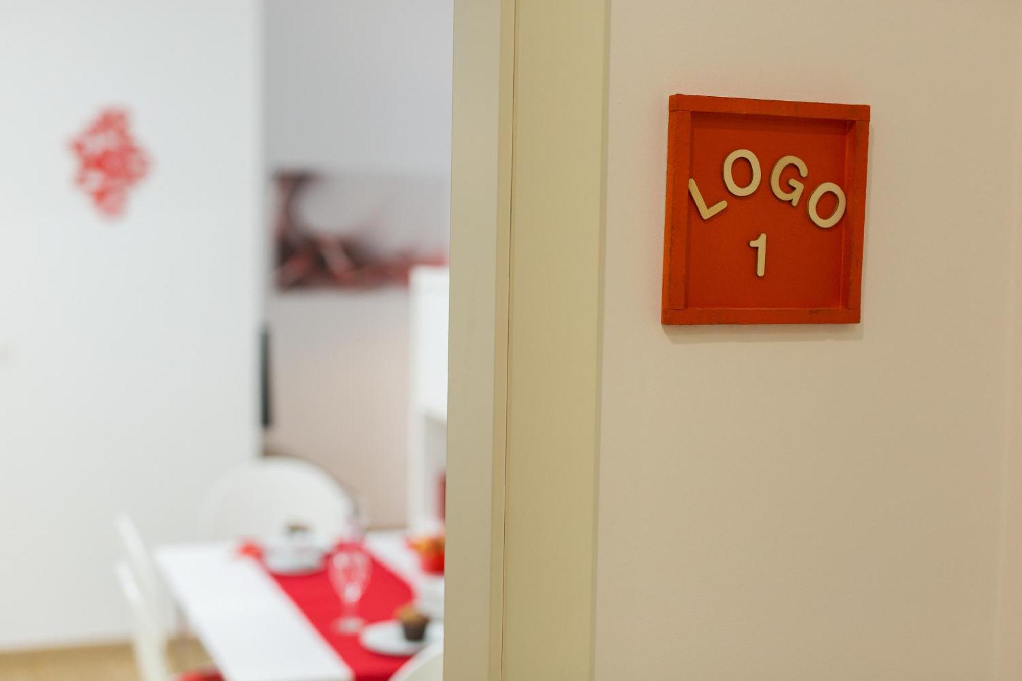 Logo Apartments 5 Min Walk To Main Square Zagreb Oda fotoğraf